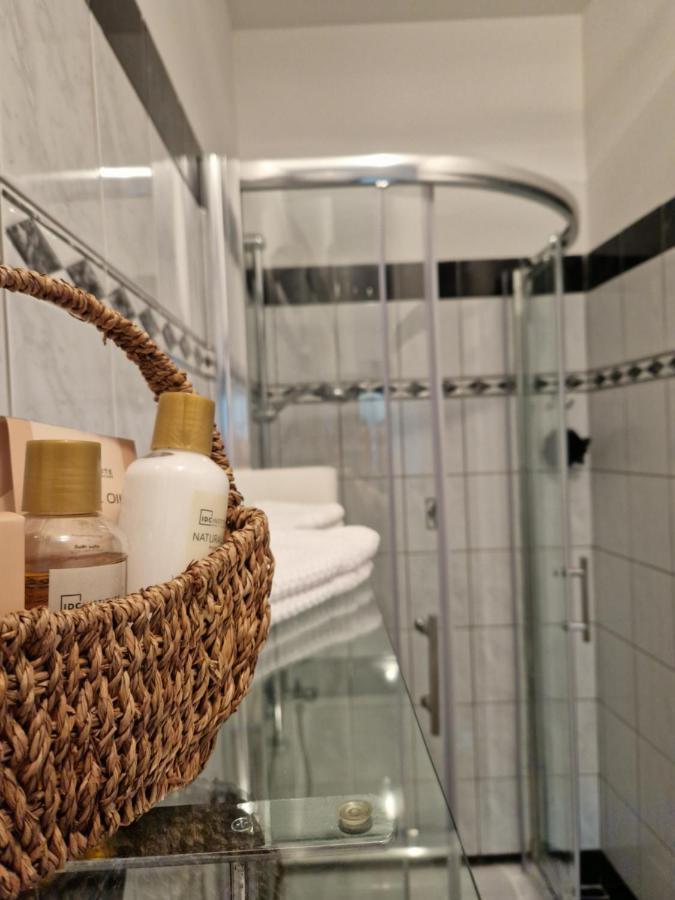 Queen Of Stay - Apartment Lili Rijeka Buitenkant foto