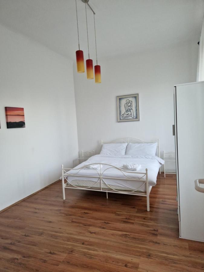 Queen Of Stay - Apartment Lili Rijeka Buitenkant foto